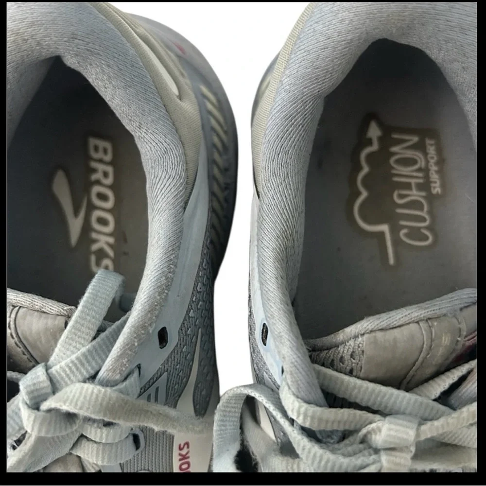 Brooks Women's Adrenaline GTS 22 Running Shoes, Kentucky Blue/White/Rose 8.5 - Picture 6 of 10